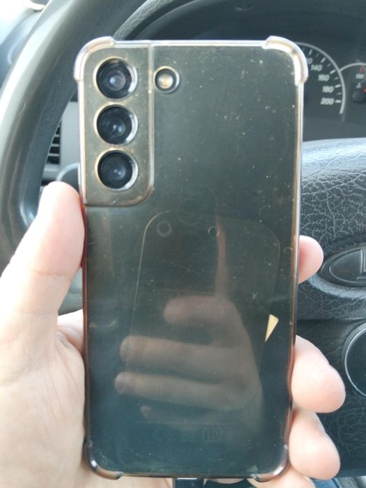 Продам самсунг s22 недорого