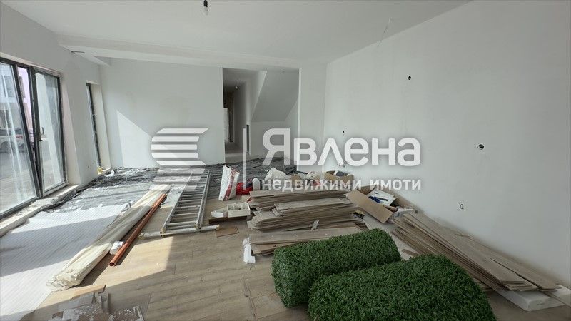 Продава се Тристаен апартамент в Варна, м-т Траката - 117 кв.м за 1949 €/кв.м - Снимка #1