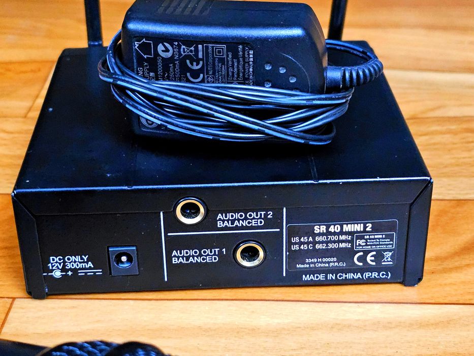 Музыкальная аппаратура BEHRINGER & AKG