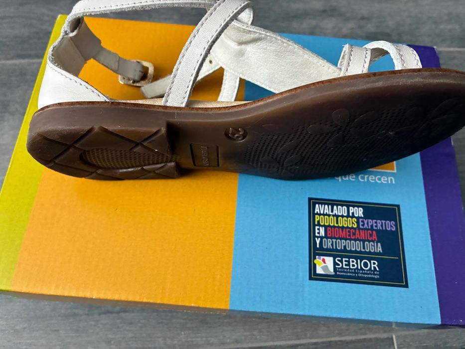 Детски сандали 29/30 номер, общо 8.50 евро