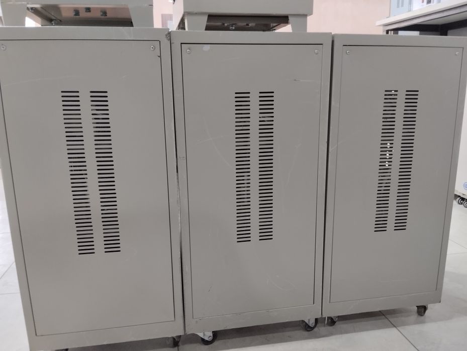 Stabilizator Стабилизатор Andeli Андели 15-kva F3