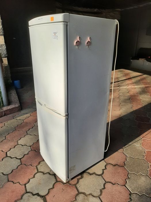 Продам холодильник