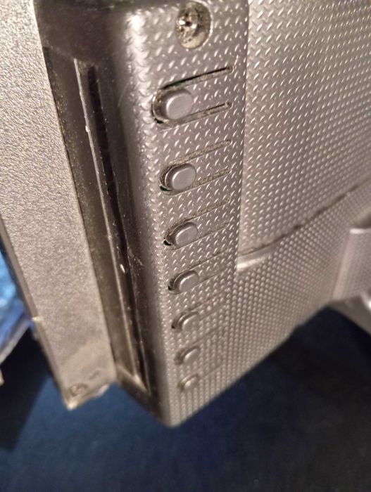 Продам Smart TV-SHarkon