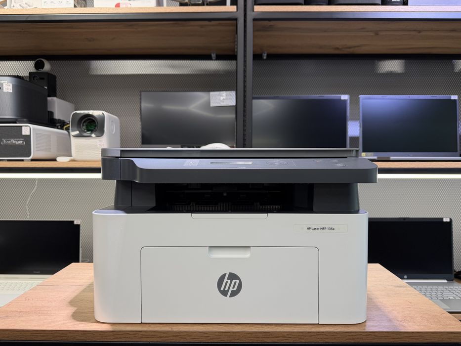 Принтер МФУ HP Laser MFP 135a, с коробкой, лазерный, 2205/А10
