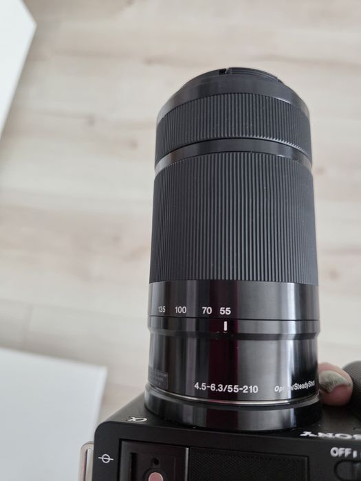 Sony ZV-E10 + 2 обектива (16-50mm и 55-210mm)