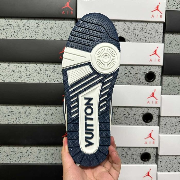 Adidasi Louis Vuitton Skate / Navy Blue / Premium / 2026