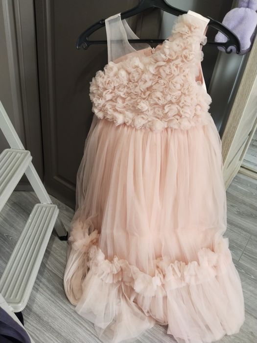 Продаю детское платье