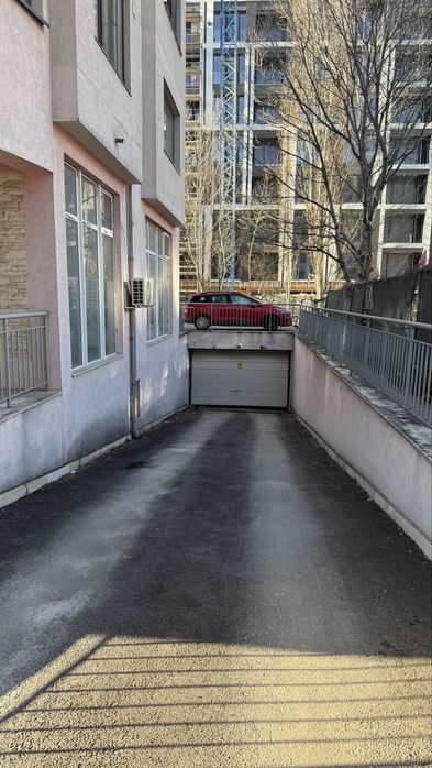 Продава се Гараж / Паркомясто в София, Полигона - 18 кв.м за 976 €/кв.м - Снимка #1