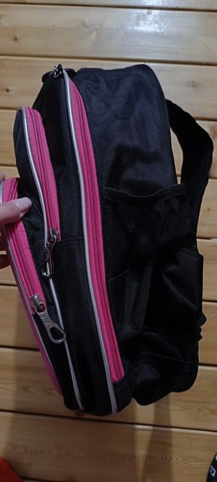 Продам рюкзак школьный