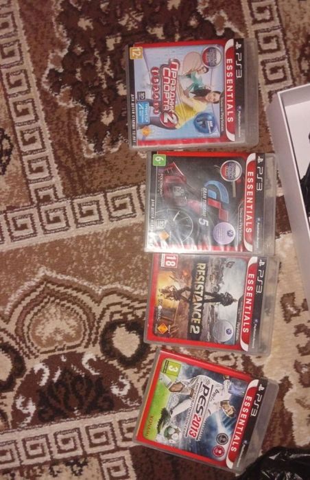 PlayStation 3 срочно продам