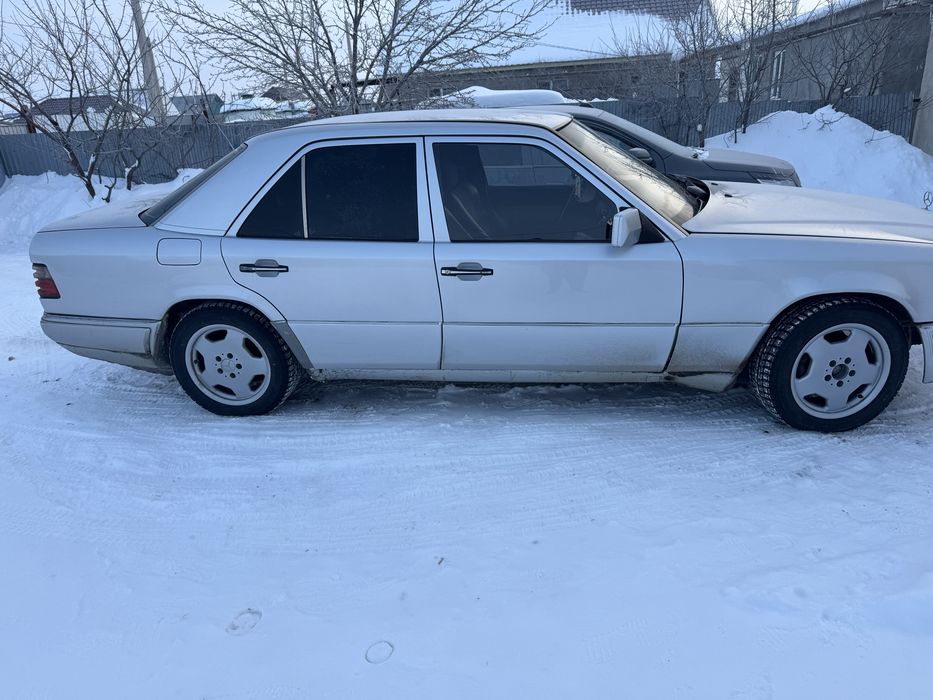 Продам Mercedes 124