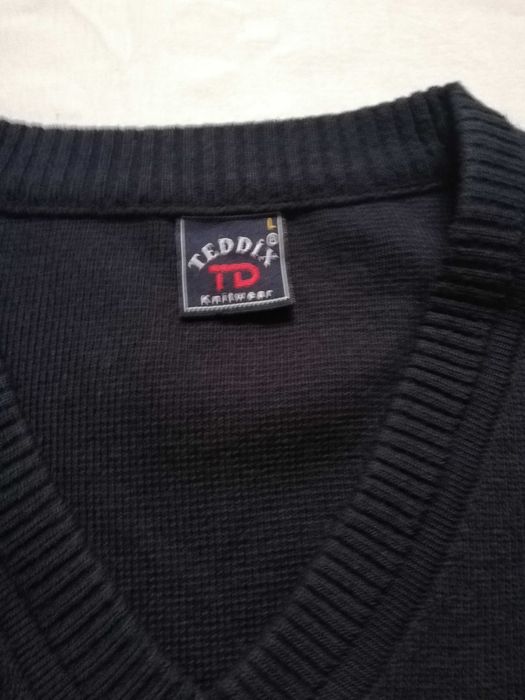 Продам модную, мужскую одежду