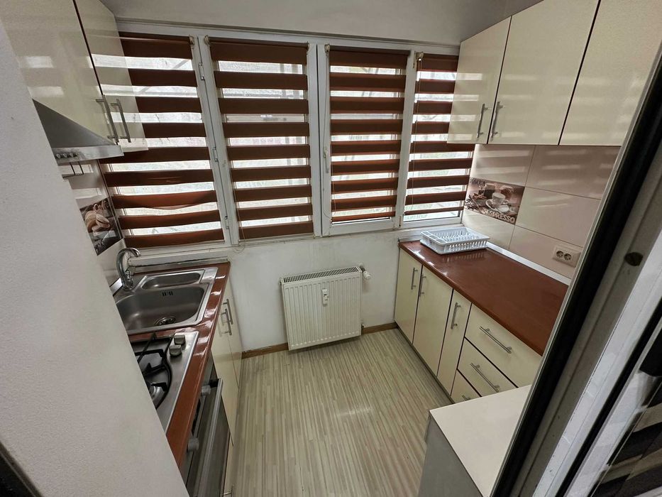De vânzare - Apartament 3 camere, 70,15 mp, Bd. Chișinău, etaj 5/8, bloc reabilitat