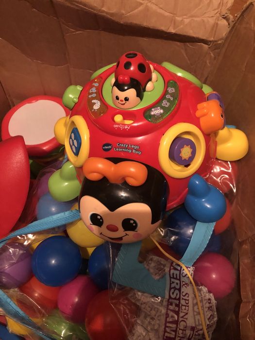 Продавам  бебешки играчки