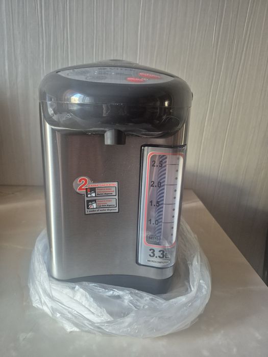 Продам термопот 3,3л