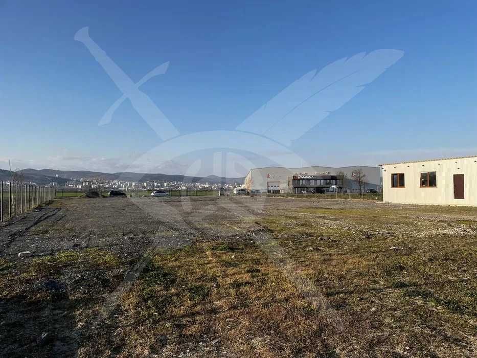 Парцел под наем в Индустриална зона-запад 186250