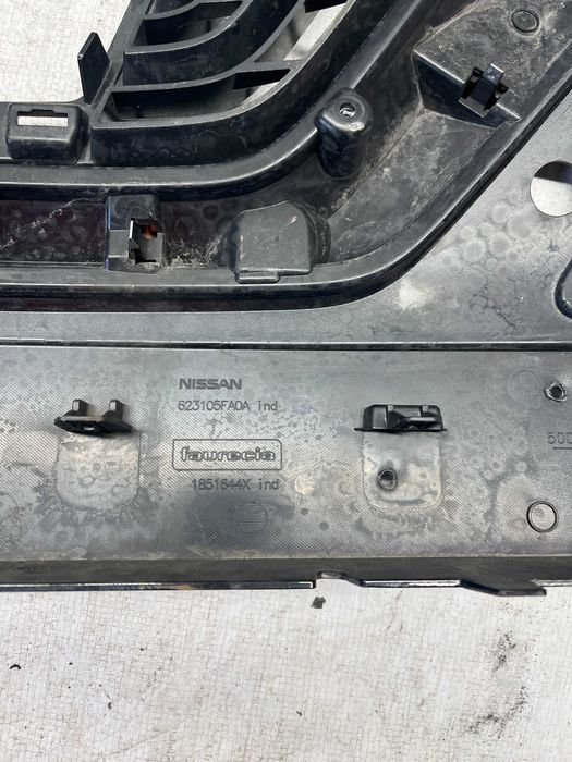 Решетка NIssan Micra 16-