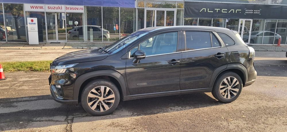 Suzuki SX4 2023 hibrid, 19.354 € — imagine 2