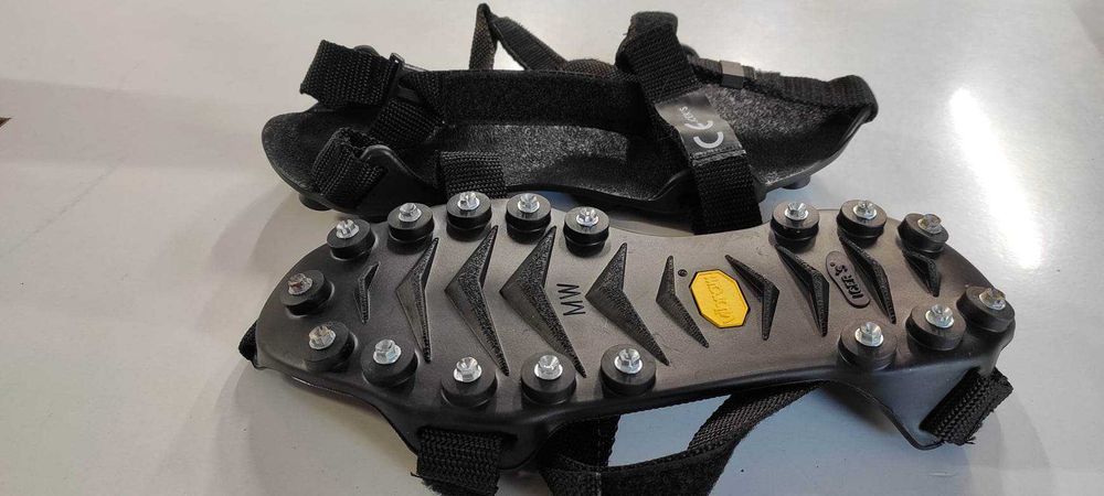 Туристически котки,сменяеми шипове против хлъзгане!Германия - НОВИ