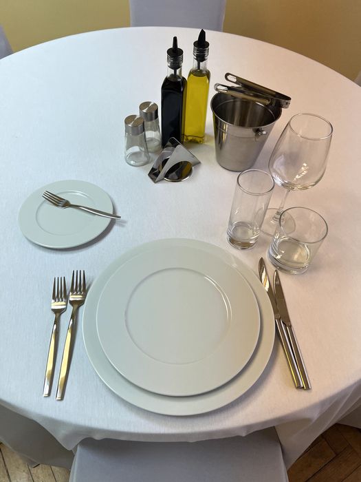 Чаши под наем, Маси под наем, Шатри под наем-Инвентар за събития.