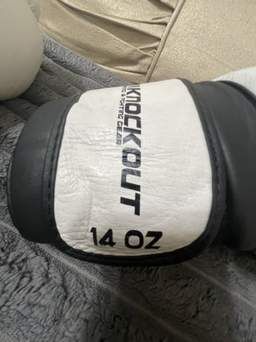 Manusi de box Knokout