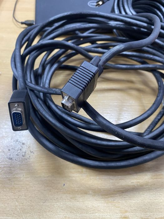 HDMI и VGA кабель