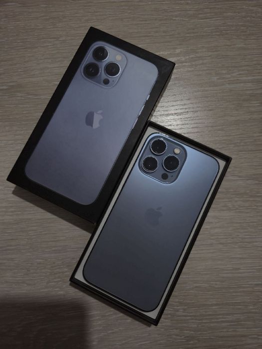 В продаже iPhone 13 pro синий графит