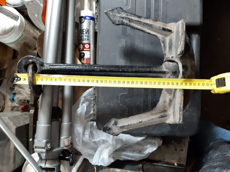 Якорь яхты новый