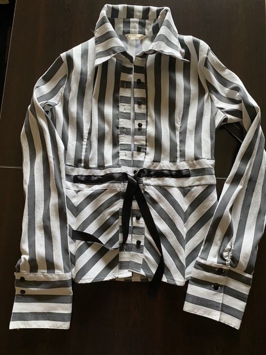 Дамска риза