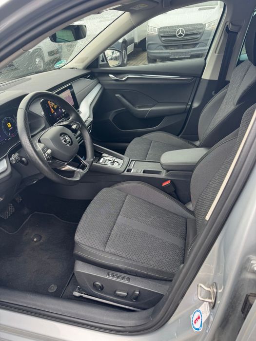 Skoda octavia 2.0 dsg  2022 , 155.000 km Head-up Memory Masaj Camera