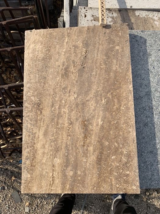 Продам плитку (гранит, травертин)