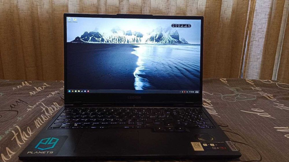 Лаптоп Lenovo Legion 5 15ACH6H
