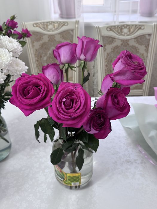 Цветы розы  шт 200-300