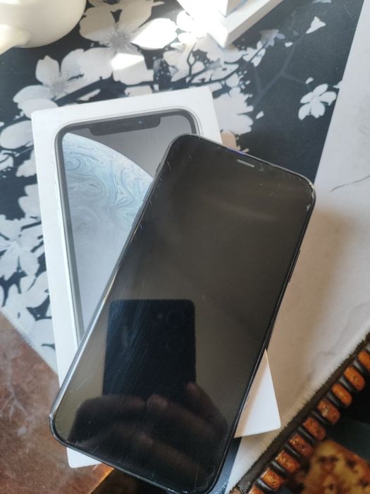 iphone xr 64 black