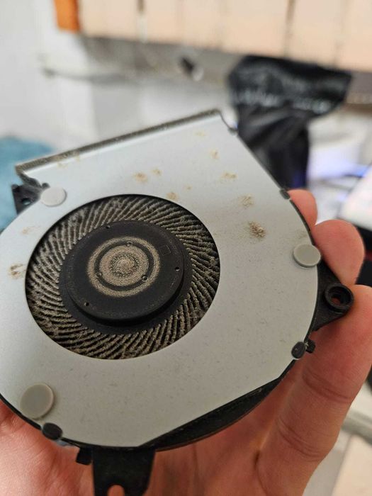 Service/Mentenante PC + instalare windows