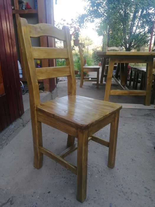 Mese scaune bănci