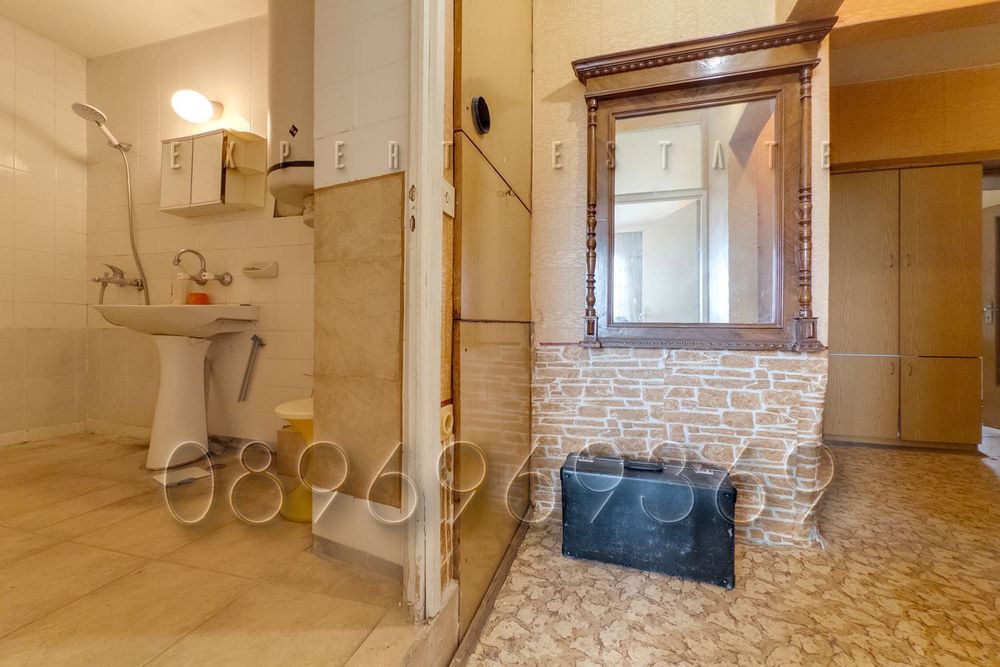 Продава се Тристаен апартамент в Варна, Възраждане 1 - 72 кв.м за 1369 €/кв.м - Снимка #6