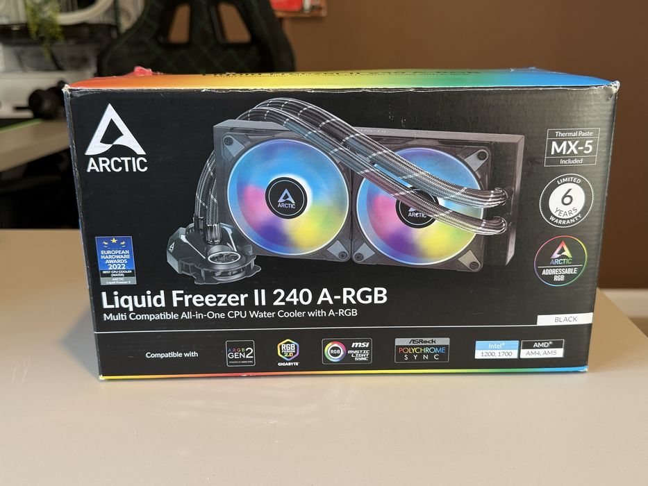 Cooler procesor ARCTIC Liquid Freezer II 240 A-RGB 68.9 CFM Negru
