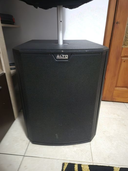 Bass Alto Pro TS18S difuzor activ, sub, 2500 W vârf, 18", 137 dBSPL, 2