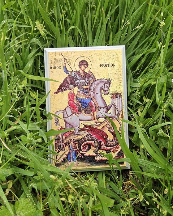 Уникални дървени Икони