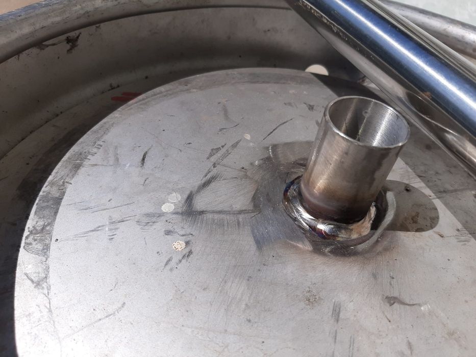 Vând cazan de țuică din inox