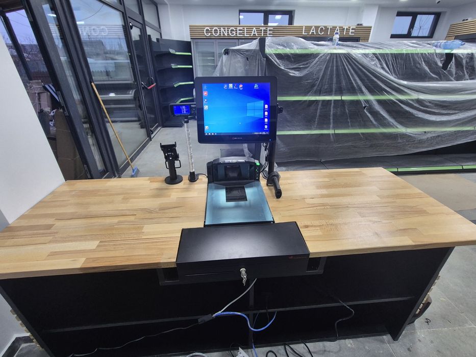 INCHIRIEZ masa de marcat