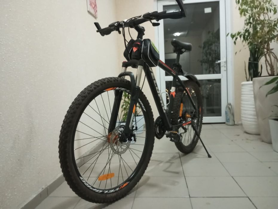 Продам горный велосипед Velopro.