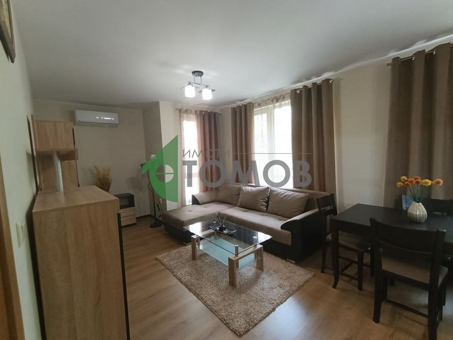 Напълно обзаведен двустаен апартамент в кв. Казански