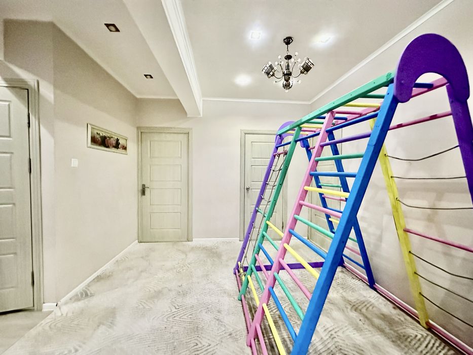 Эски Сарикул.Школа №294.Можно под ипотеку.