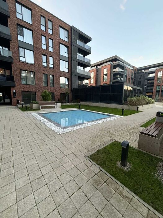 Дава се под наем Двустаен апартамент в София, Хладилника - 65 кв.м за 612 € - Снимка #2