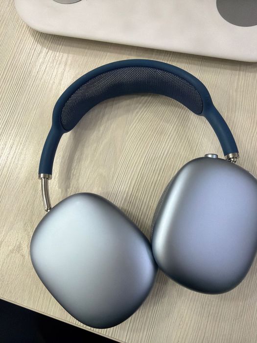 Air pods max original