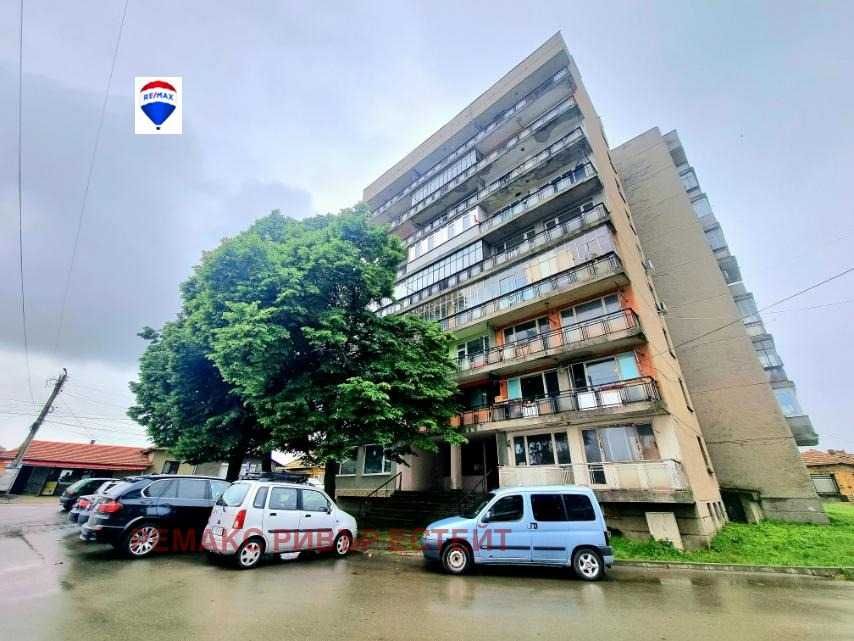 Продава се Двустаен апартамент в Попово - 60 кв.м за 350 €/кв.м - Снимка #1