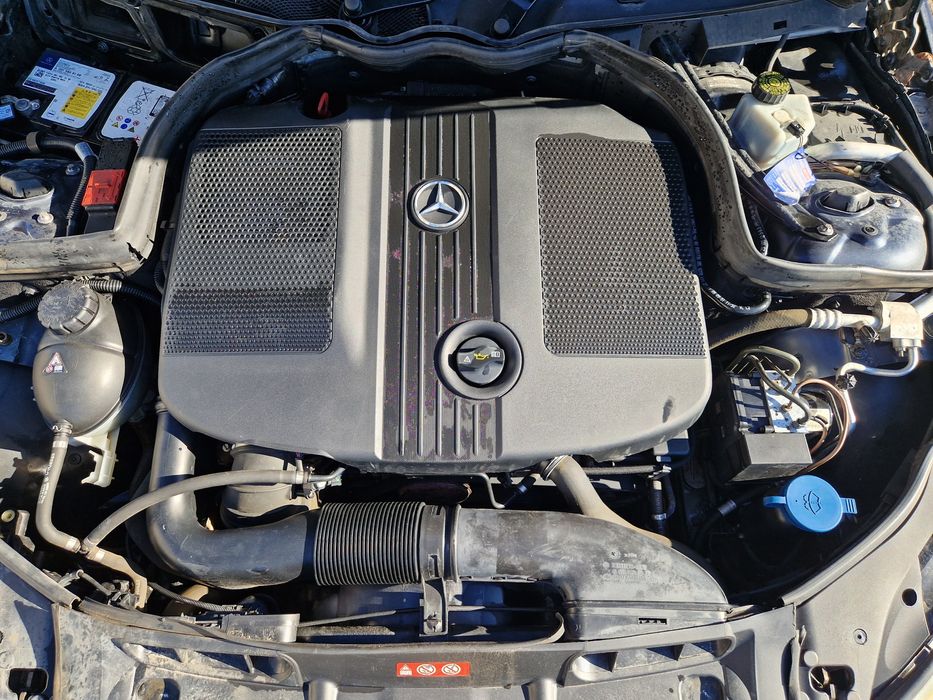 Piese caroserie mecanica Mercedes C class w204 2.2 cdi volan stanga