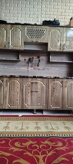 Кухонный стенка сотилади